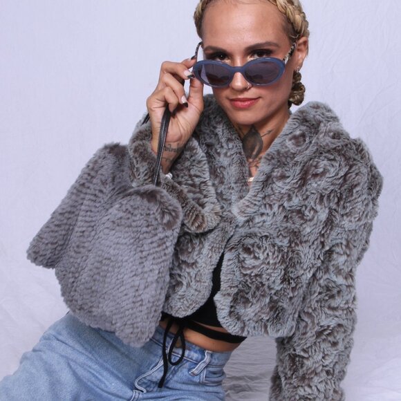 Exclusive Fur Knit Cropped Jacket - Picture 5 of 9